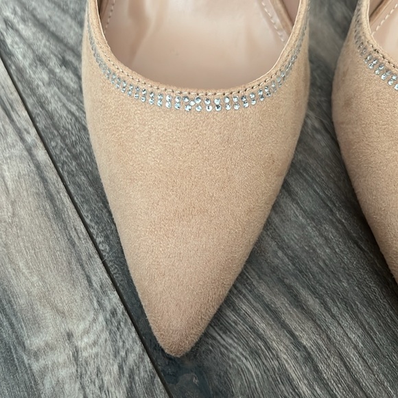 Lulus women’s 11 beige heels - Picture 4 of 10